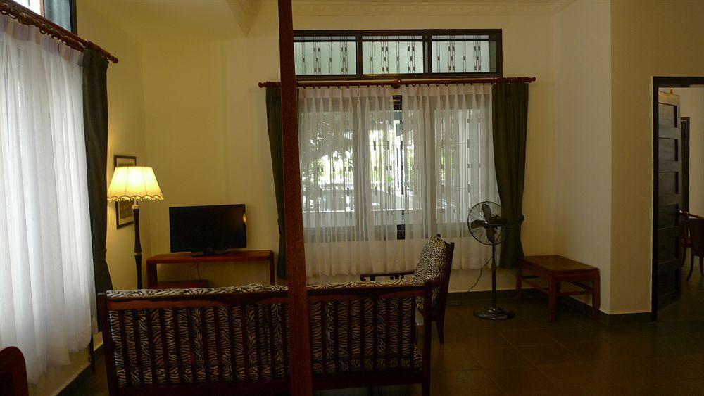 Mango Bellana Boutique Hotel Phnom-Penh Buitenkant foto